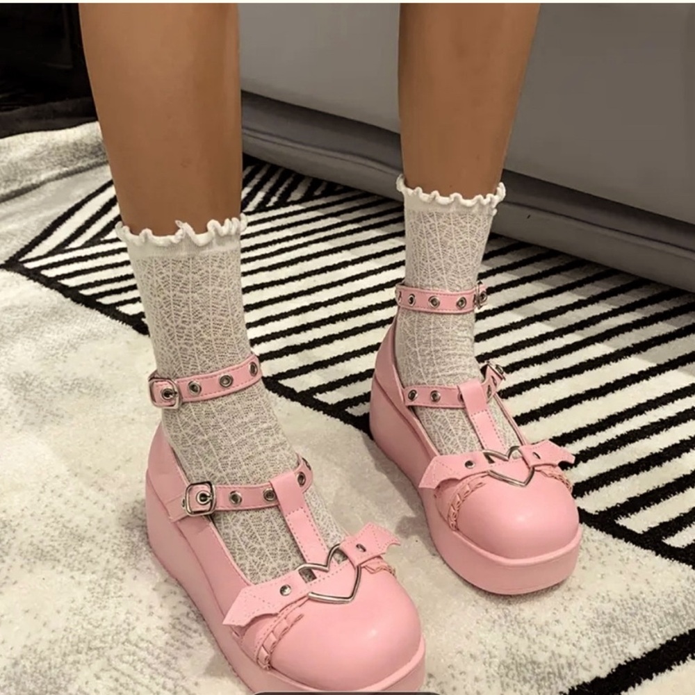 Kawaii platform sandals